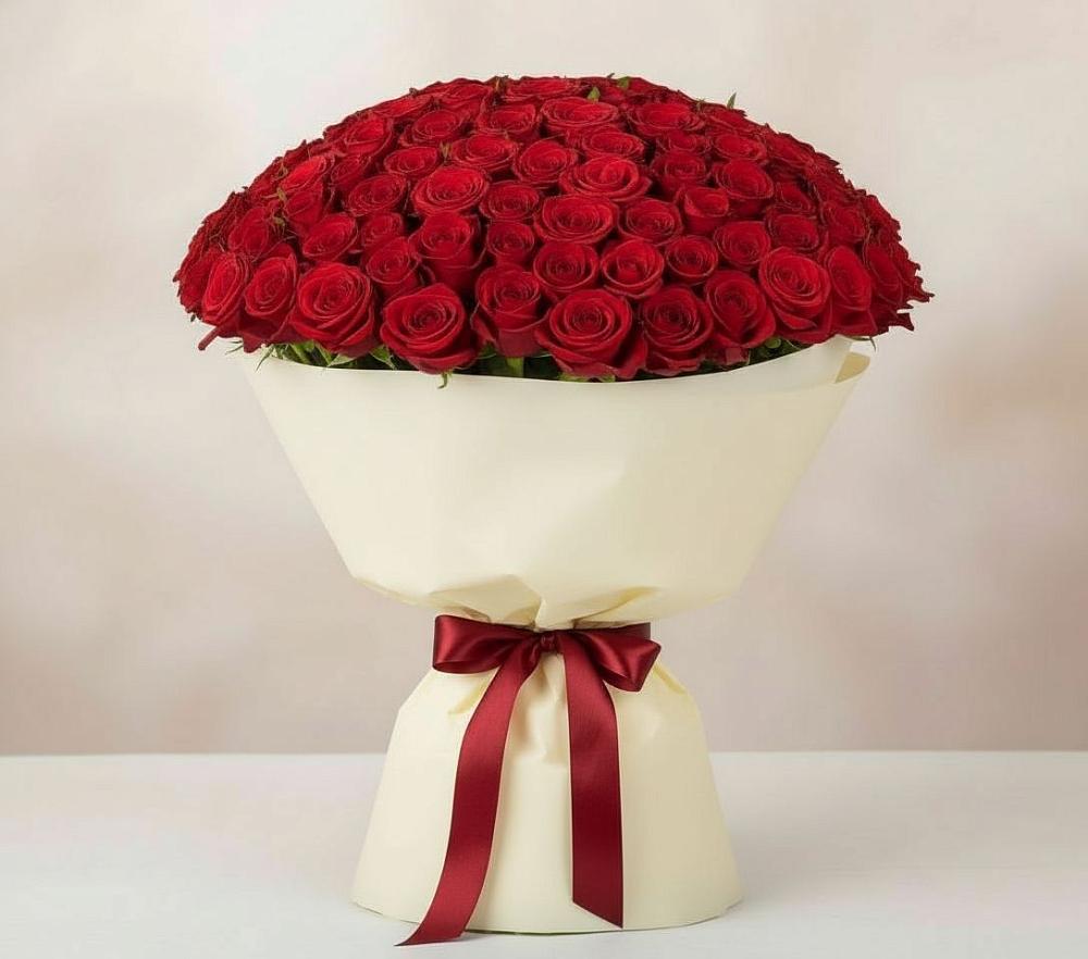 Букет 101 Красная роза Милано в Пангодах