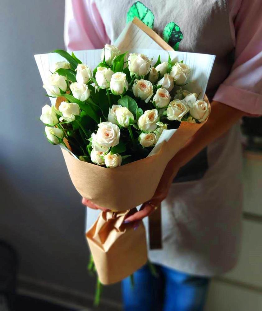 Букет цветов из: Розы в Пангодах
