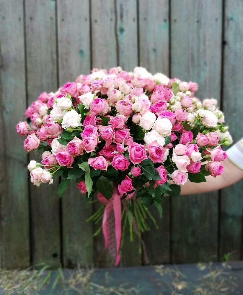 Букет Розовые кустовые розы Натали и Лав Лидия в Пангодах