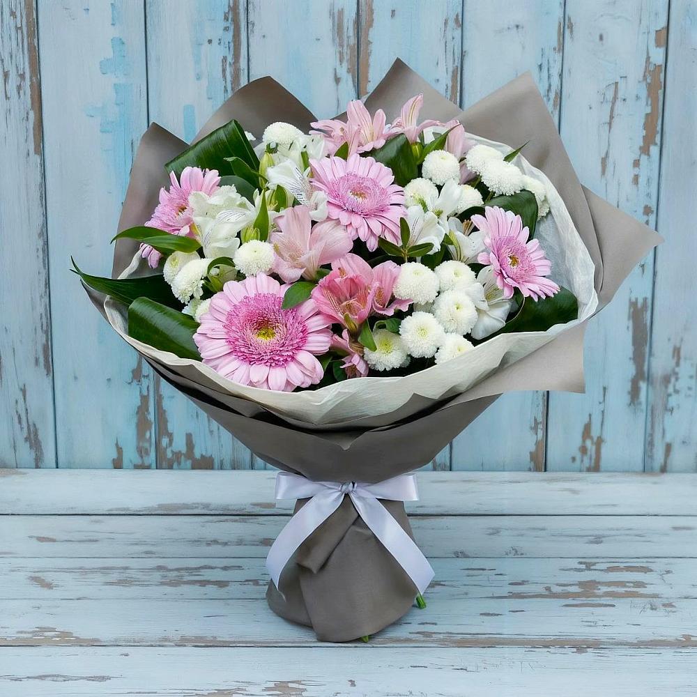 Букет цветов из: Герберы, Альстромерии и Хризантемы в Пангодах