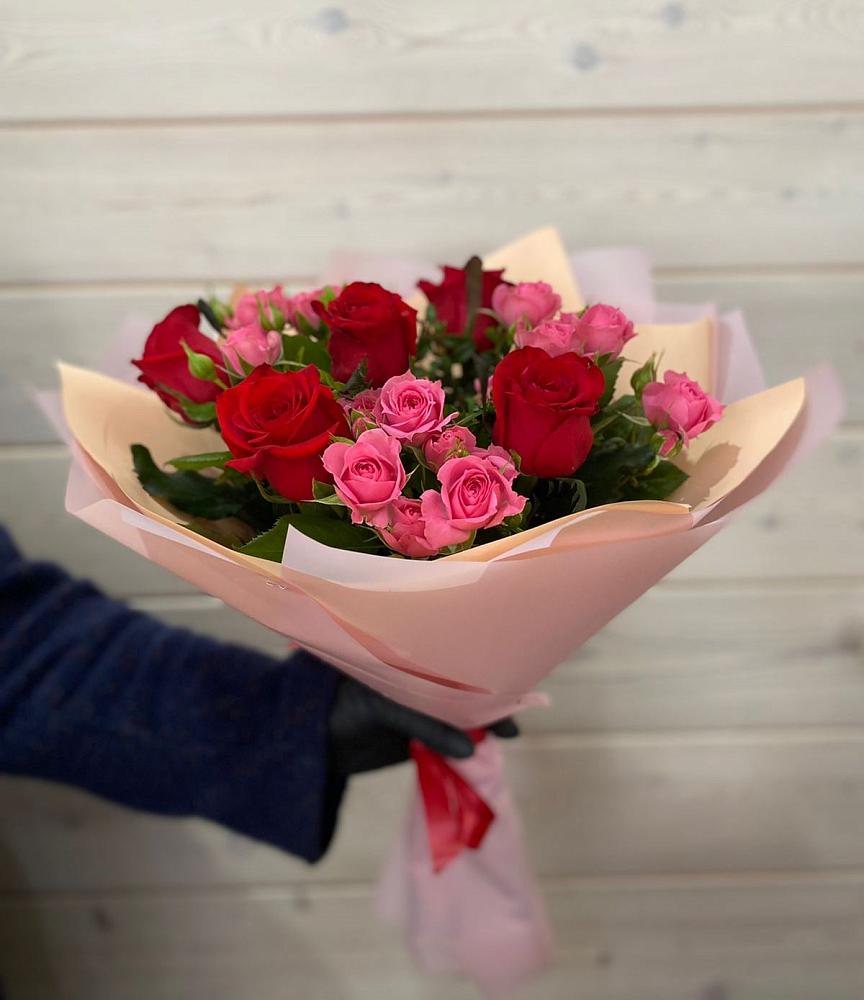Букет цветов из: Розы в Пангодах